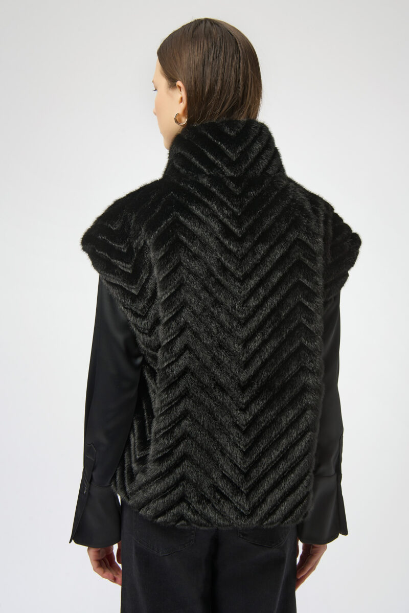 Joseph Ribkoff fluffy gilet 254906 zwart - Afbeelding 4