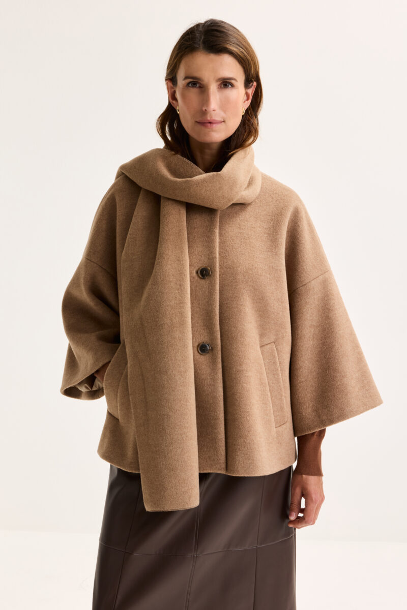 Mayerline vest cognac inclusief sjaal