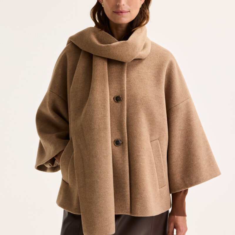 Mayerline vest cognac inclusief sjaal