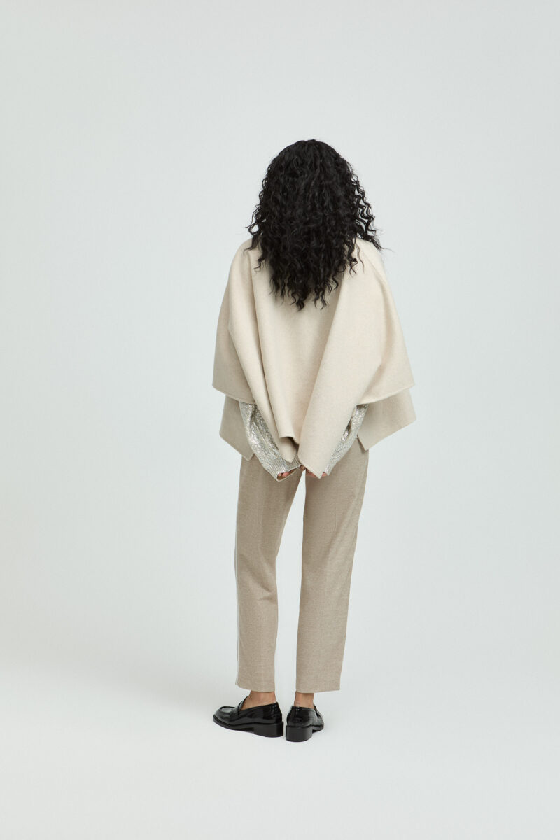 Xandres cape in double-face stof beige - Afbeelding 3