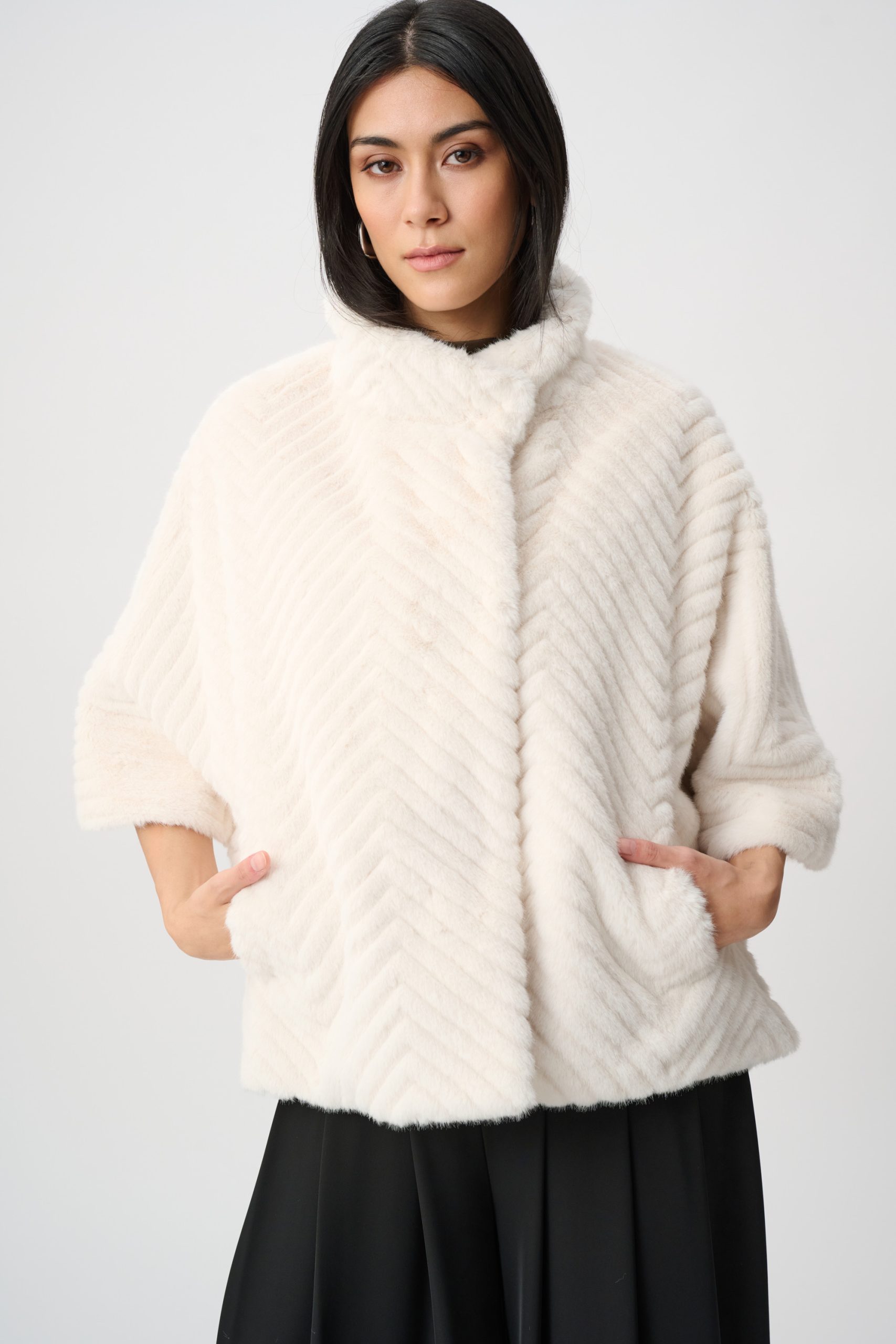 Joseph Ribkoff jasje faux fur 263917