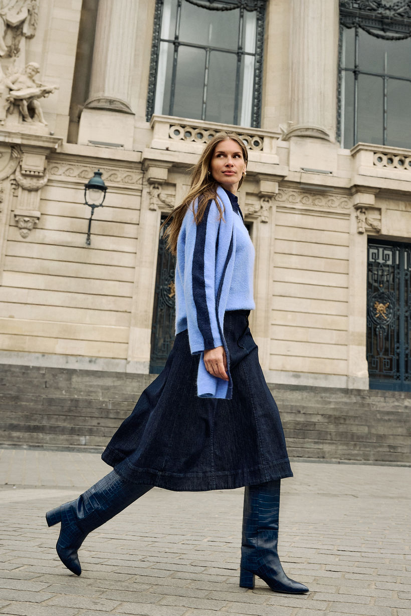 Mayerline pull blauwe bies acapella