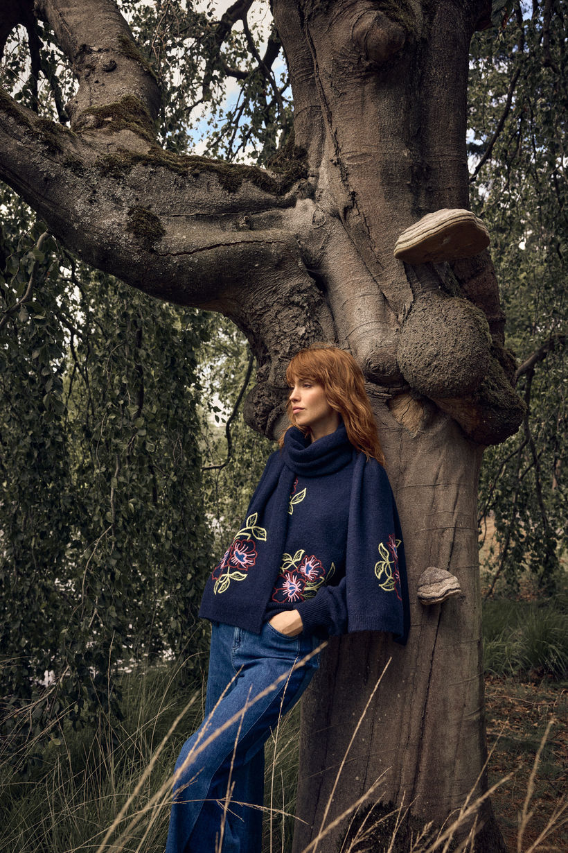 Améline sweater flowers axis